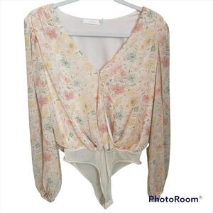 LUSH Floral Bodysuit Womens Medium V-Neck Blouse Top Cottagecore